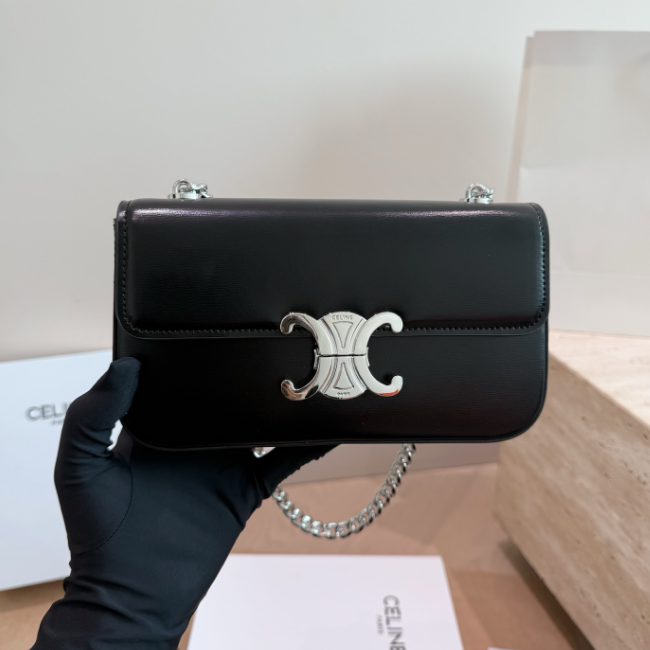 CELINE トリオンフ チェーンショルダーバッグ ブラック レディース 肩掛け 2WAY クラシックバッグ ギフトボックス付き