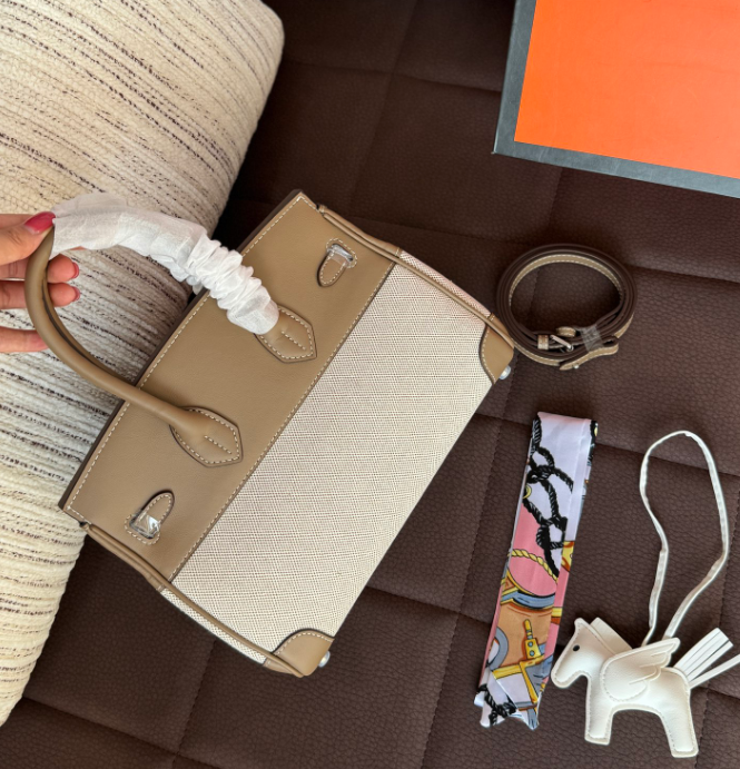 HERMÈS（エルメス）バーキン キャンバス×レザー ハンドバッグ シルバー金具