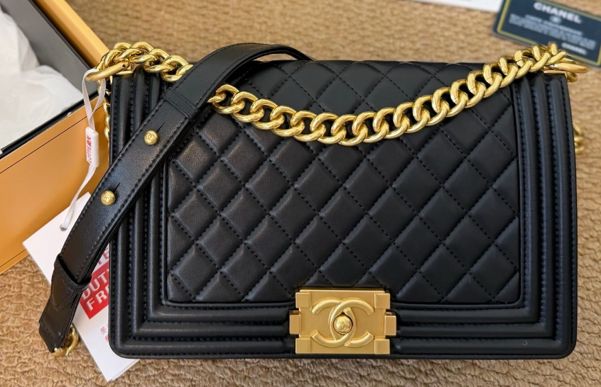 シャネル CHANEL ボーイシャネル チェーンショルダーバッグ 25cm｜クラシック レディースバッグ