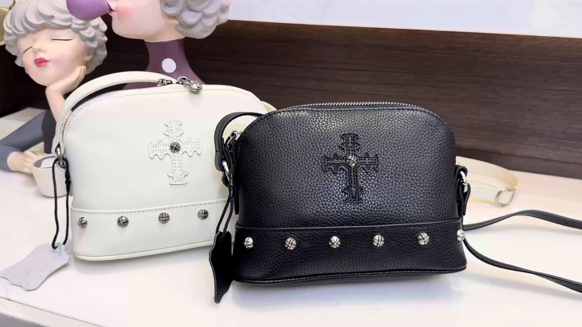 クロムハーツ 新作 ベルクロ デザイン 斜挎 ショルダーバッグ