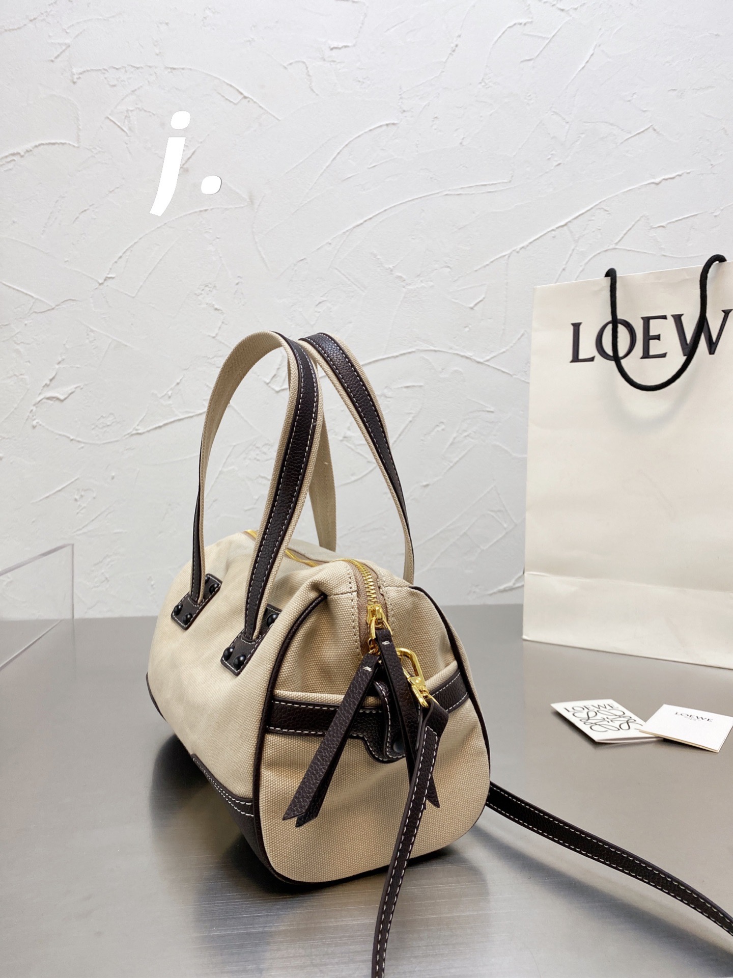 Loewe-ロエベの新しいリネンピローバッグ-高島屋オンラインストア - 公式