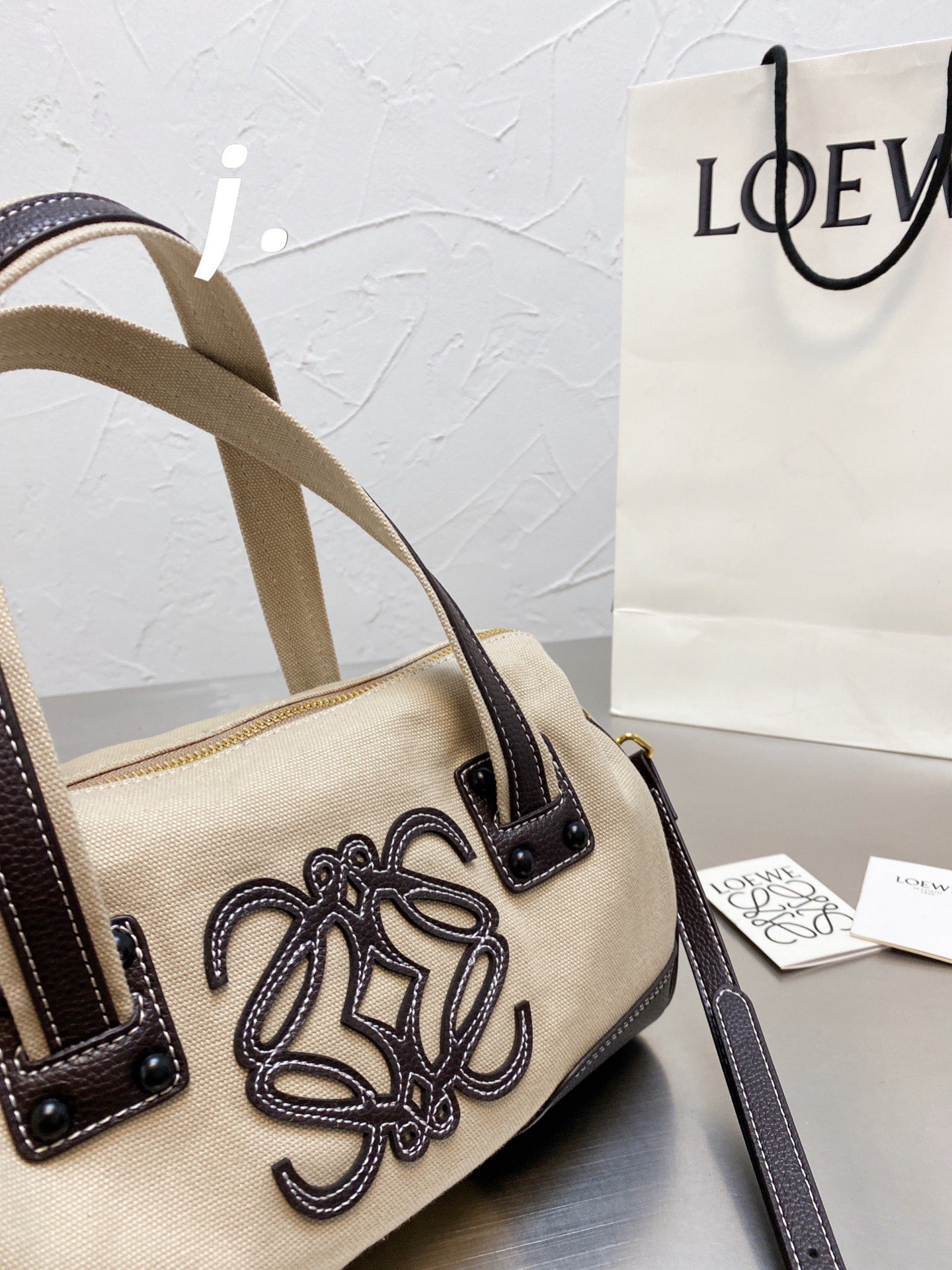 Loewe-ロエベの新しいリネンピローバッグ-高島屋オンラインストア - 公式