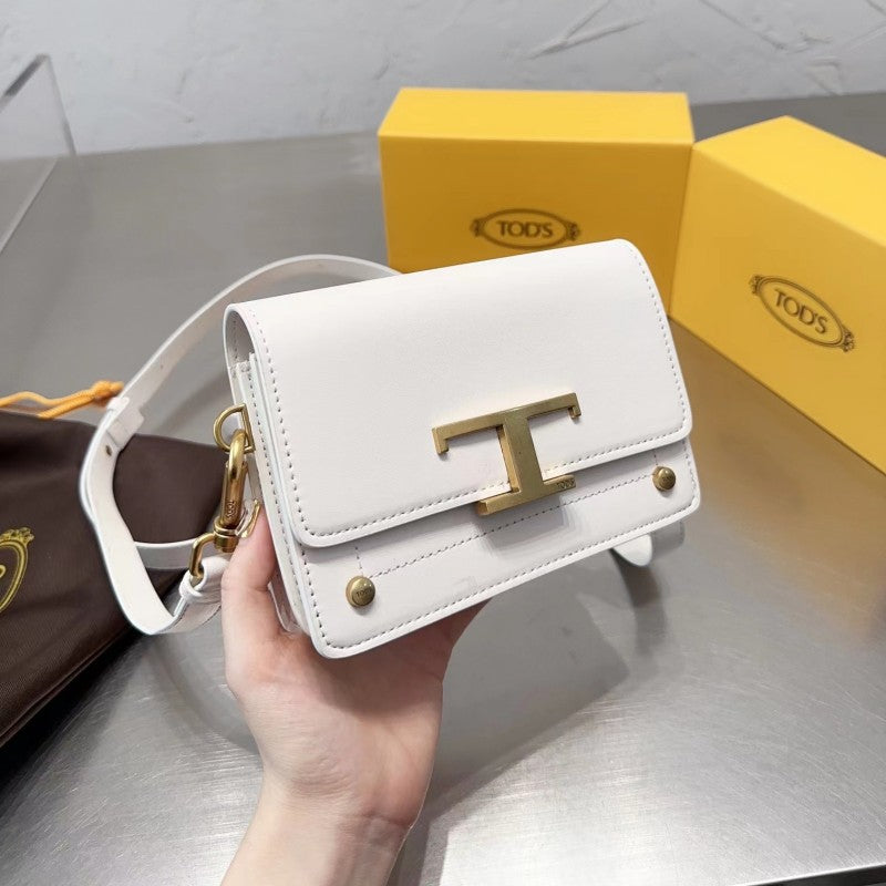 【公式サイトは正規品】「Oggi雑誌」掲載！【TOD'S】滝沢カレンさんが推す！タイムレス ミニレザーベルトバッグ-高島屋オンラインストア - 公式