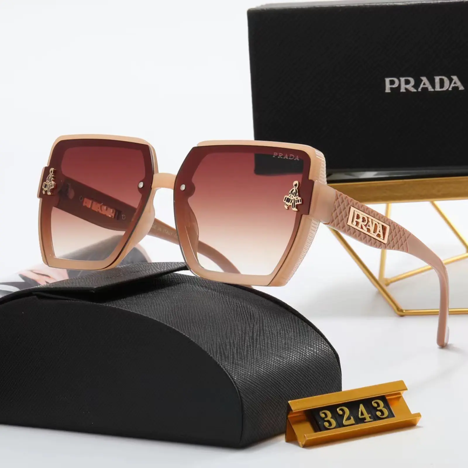 Prada サングラス S0004