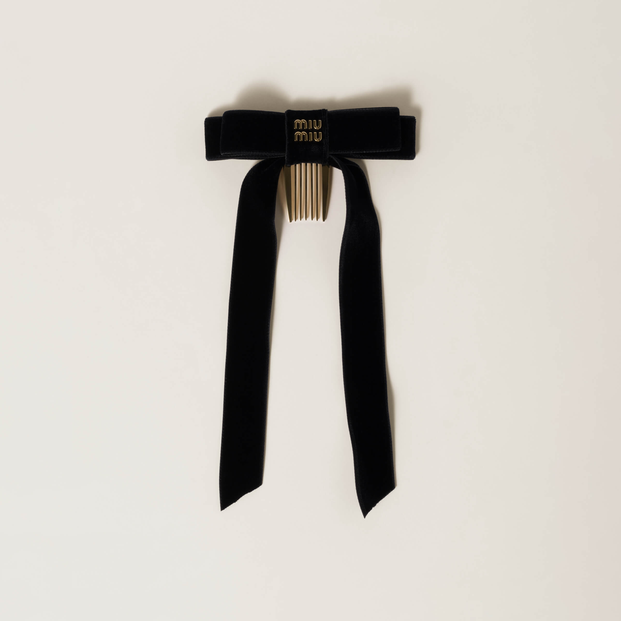 MIU MIU ベルベットリボン ヘアコーム ブラック