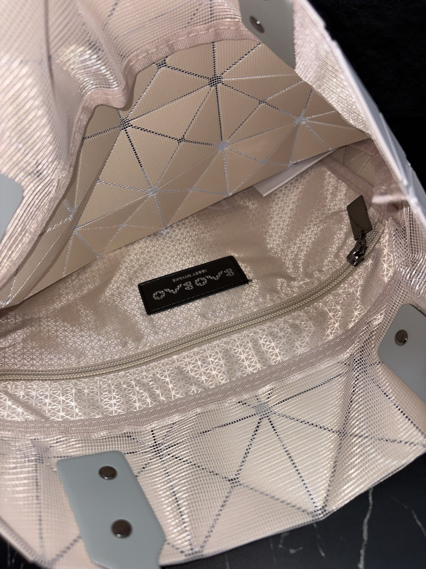 ISSEY MIYAKE イッセイ ミヤケ BAO BAO CARAT カラット トートバッグ ジオメトリック レディース