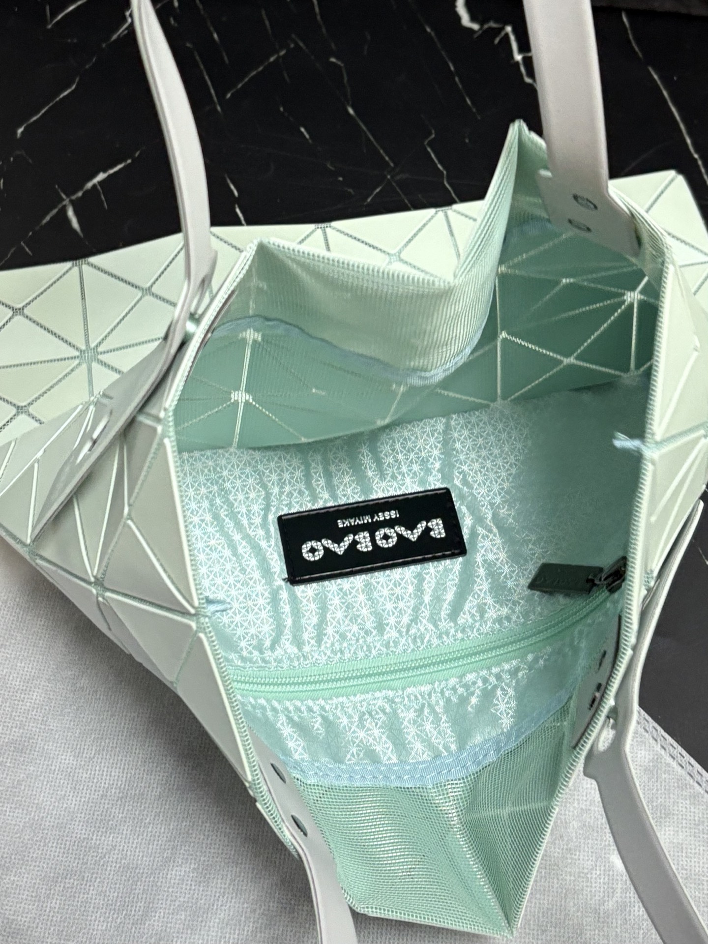 BAO BAO ISSEY MIYAKE ジオメトリック トートバッグ カラーメタル デザイン