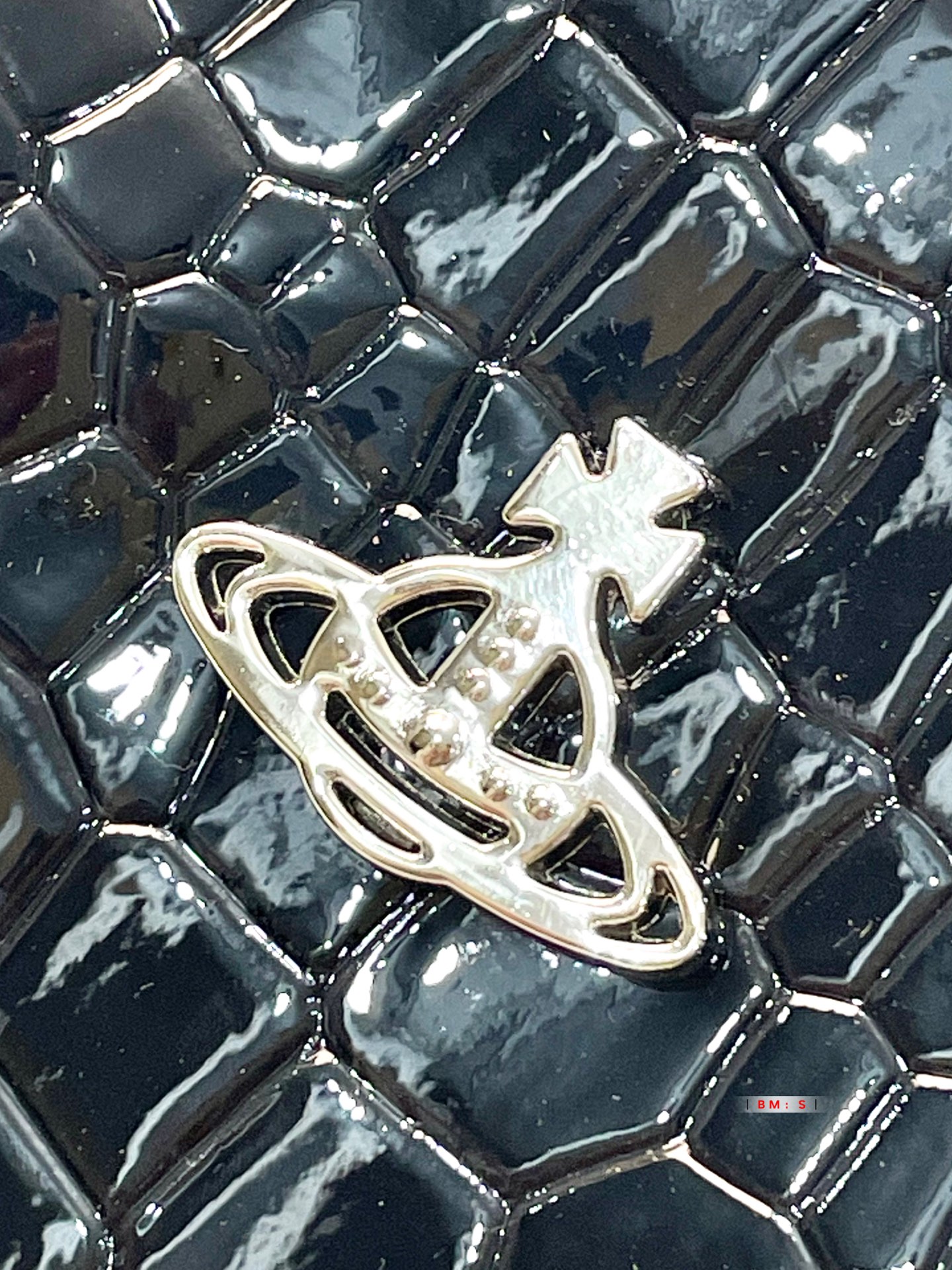 Vivienne Westwood Kensington クロコダイル型押し がま口ショルダーバッグ ブラック