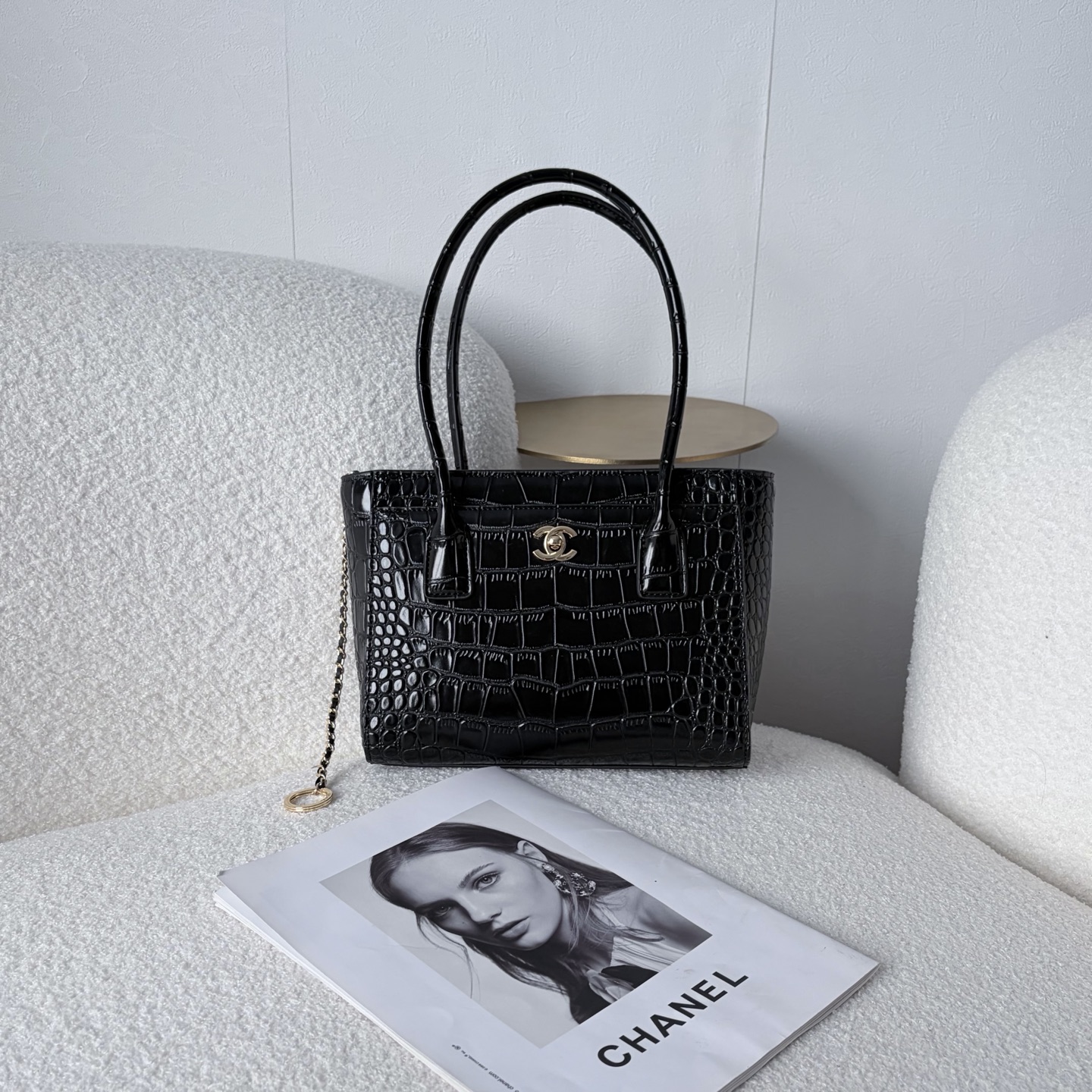 CHANEL 2027春夏 クロコダイル型押し トートバッグ ブラック