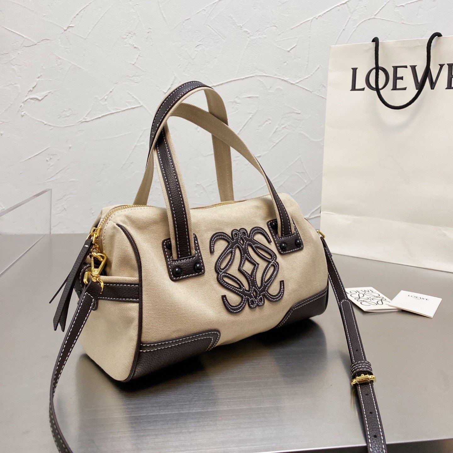 Loewe-ロエベの新しいリネンピローバッグ-高島屋オンラインストア - 公式