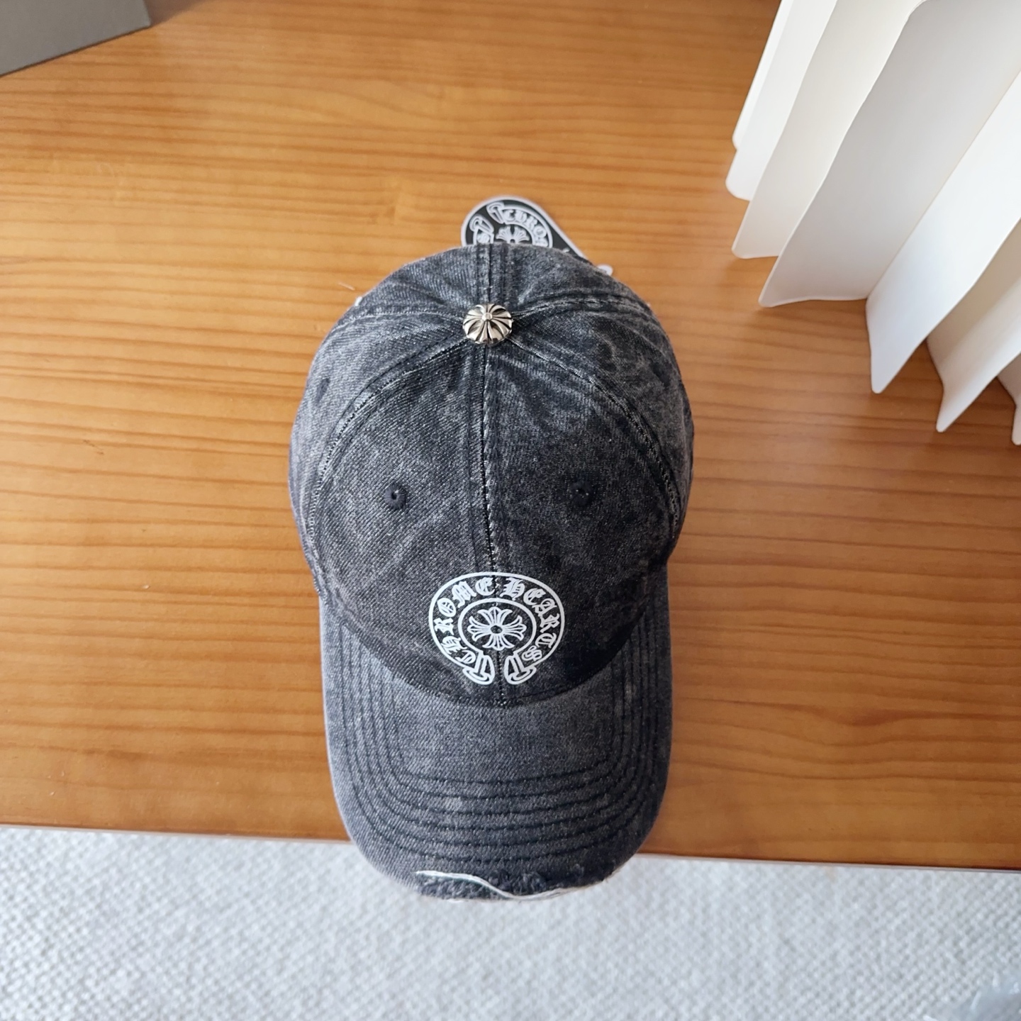 クロムハーツ デニムキャップ CHロゴ刺繍 ウォッシュ加工 ベースボールキャップ メンズ レディース