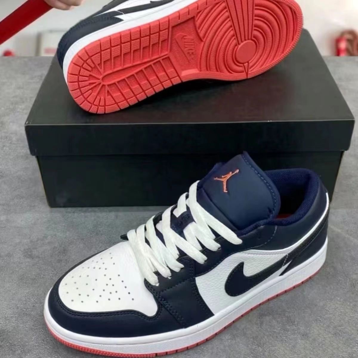 AJ1 Low-Top Sports Sneakers for Men and Women, Casual Sneakers