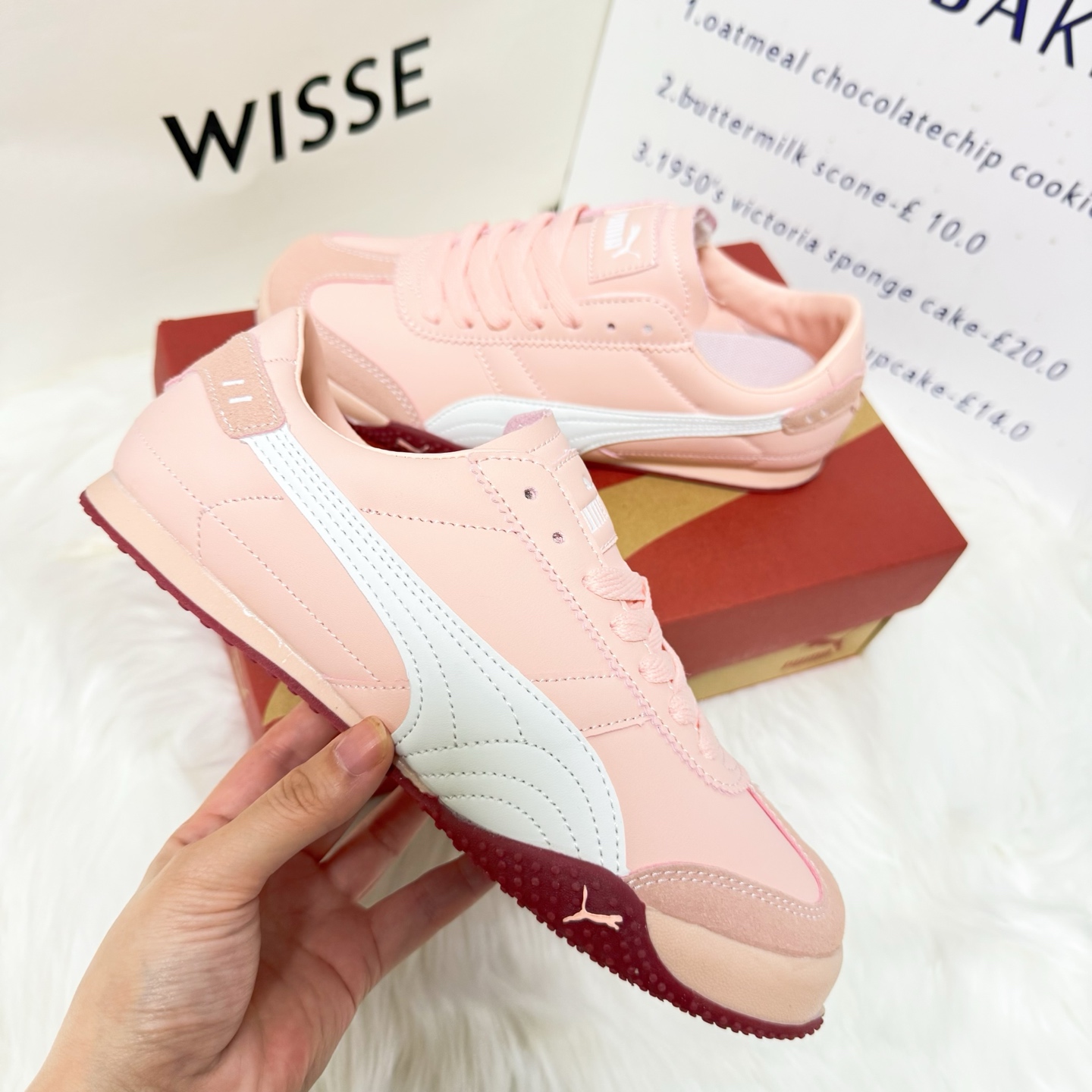 Rose's Puma DM001 collaboration sneakers, a versatile classic retro style for men and women, a popular niche sneaker.