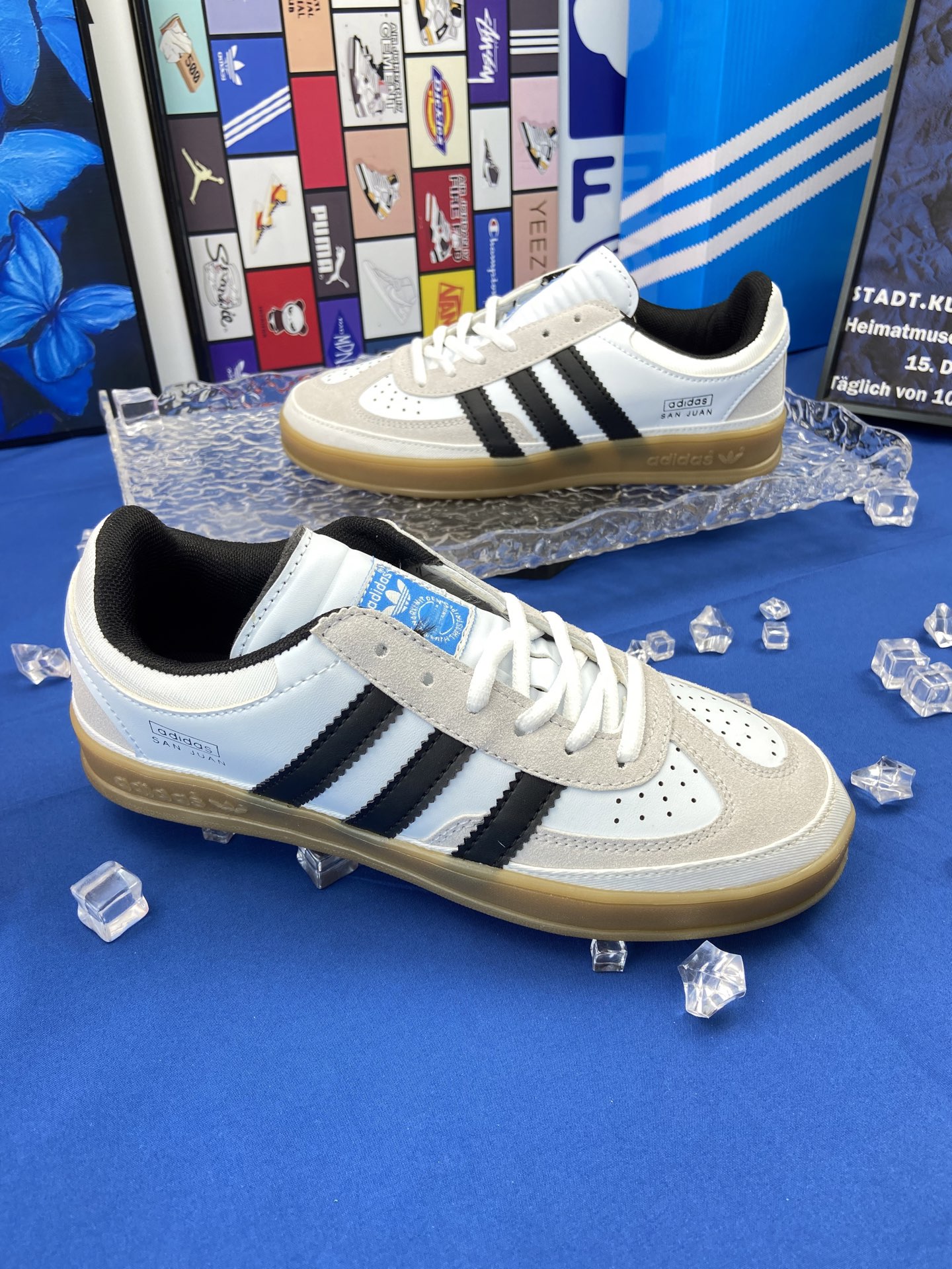 Hot-selling new Adidas collaboration Korean style badass rabbit sneakers, unisex German training shoes, sports casual couple sneakers