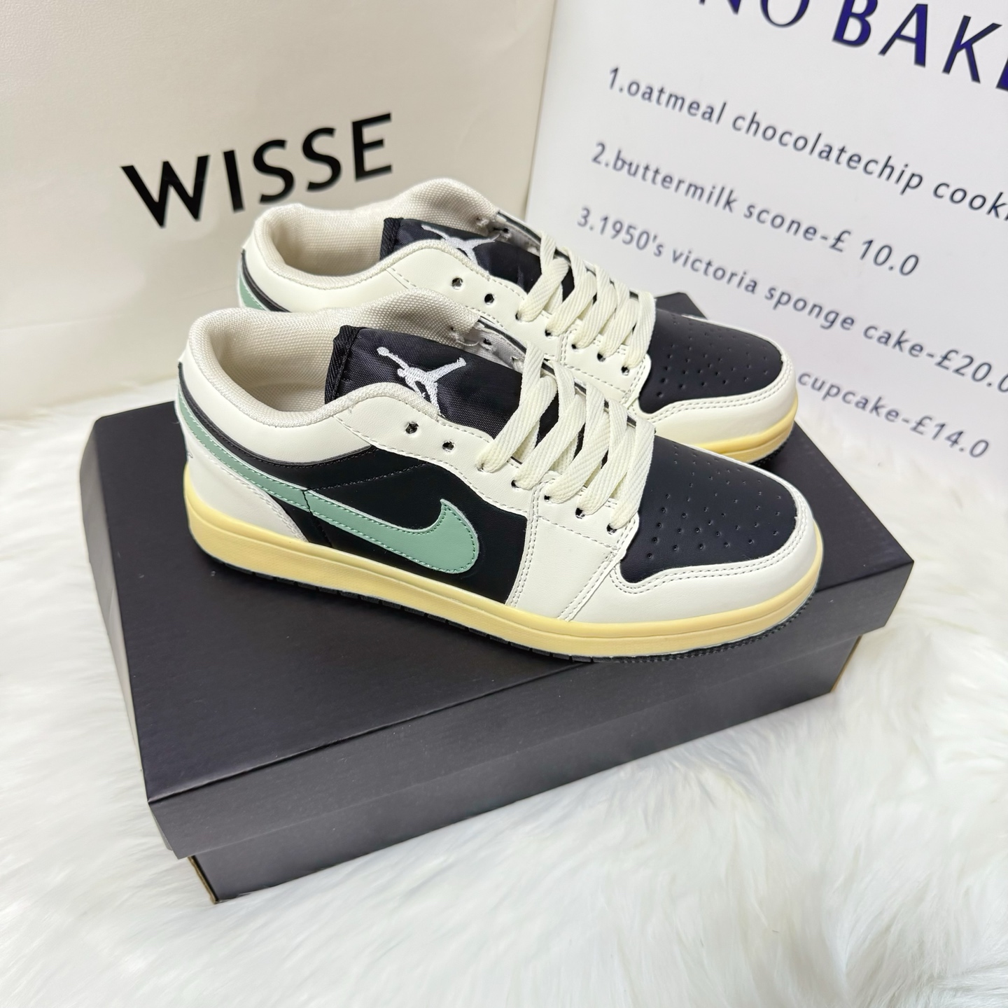AJ1 Low-Top Sports Sneakers for Men and Women, Casual Sneakers