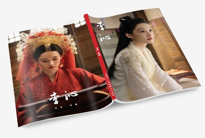 俳優『リー・チン（李沁）』写真集1冊 A4ポスター4枚 しおり4枚 LOMOカード10枚-華流グッズストア
