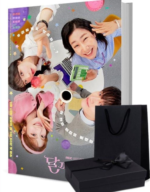 掌命 写真集1冊 A4ポスター4枚 しおり4枚 LOMOカード10枚-華流グッズストア
