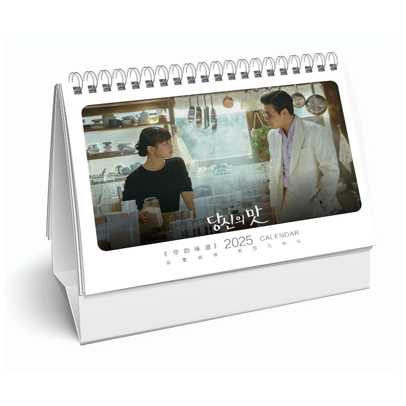 亦舞之城 写真集1冊 A4ポスター4枚 しおり4枚 LOMOカード10枚-華流グッズストア
