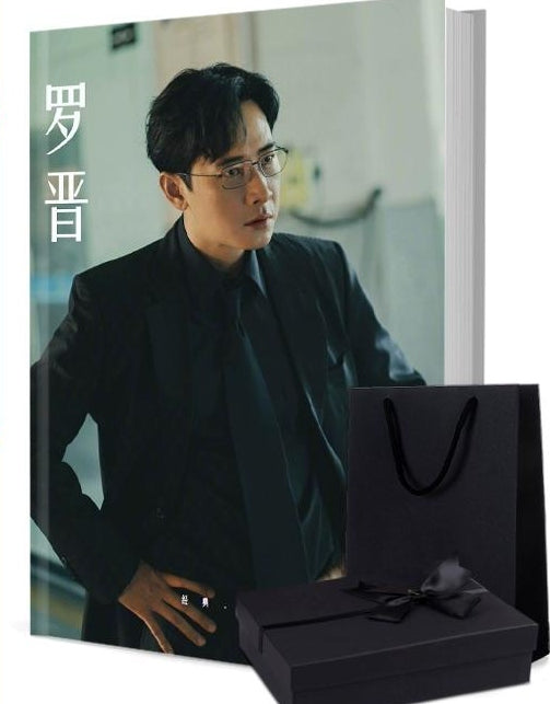 ルオ・ジン（羅晋） 写真集1冊 A4ポスター4枚 しおり4枚 LOMOカード10枚-華流グッズストア
