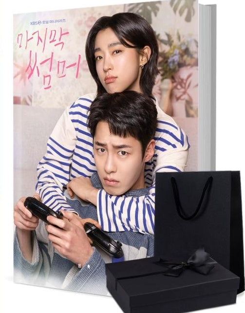 ラストサマー 初恋の再生 写真集1冊 A4ポスター4枚 しおり4枚 LOMOカード10枚-華流グッズストア
