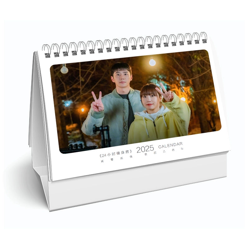 24時間スポーツジム 写真集1冊 A4ポスター4枚 しおり4枚 LOMOカード10枚-華流グッズストア
