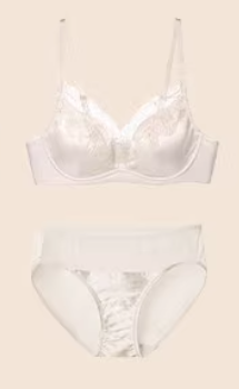 王妃蕾絲法式內衣緞面聚攏性感無鋼圈文胸罩套裝