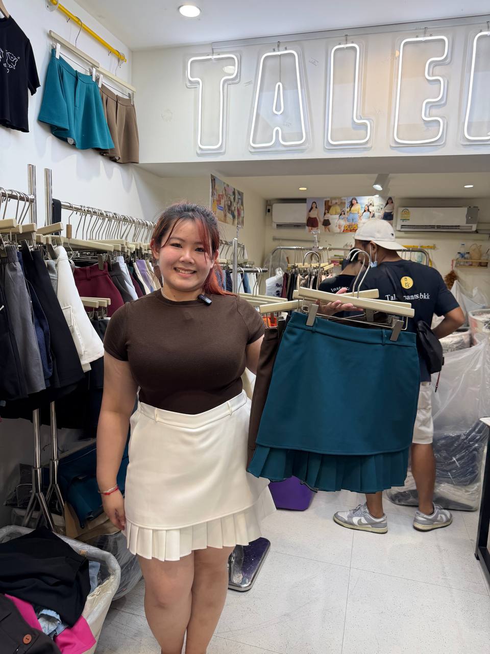 TA116 Uni Skirt