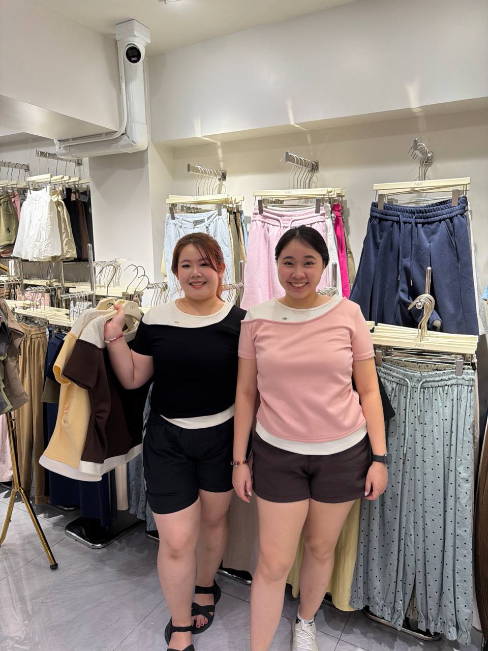 UM66 Summer Top