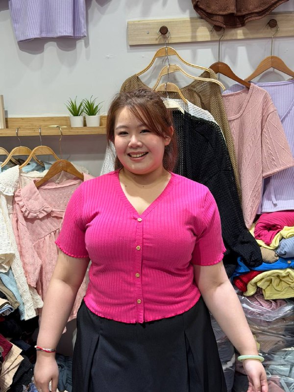 NA38 Baby V neck top