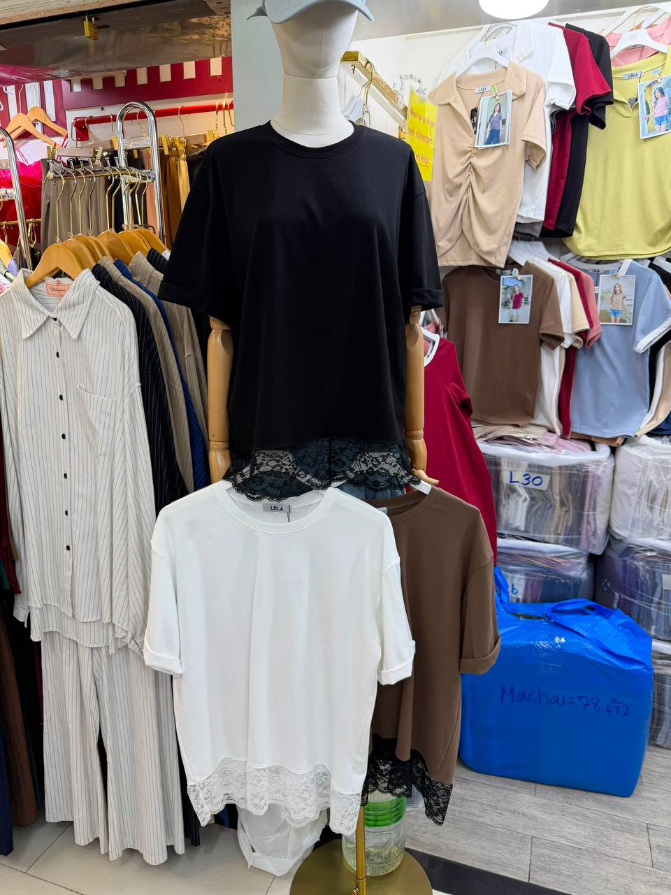 LA12 Lace Top