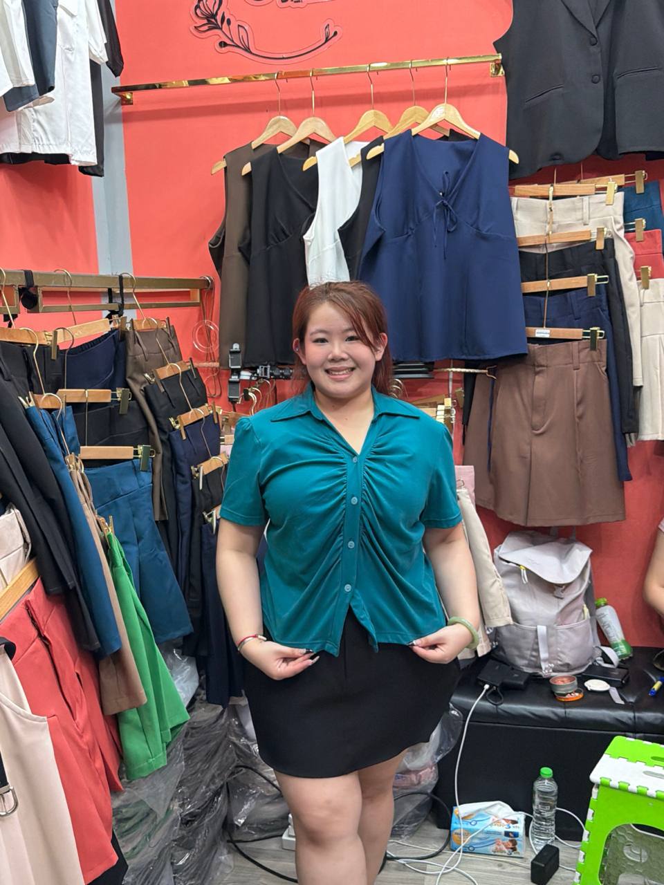 BT293 Button V top