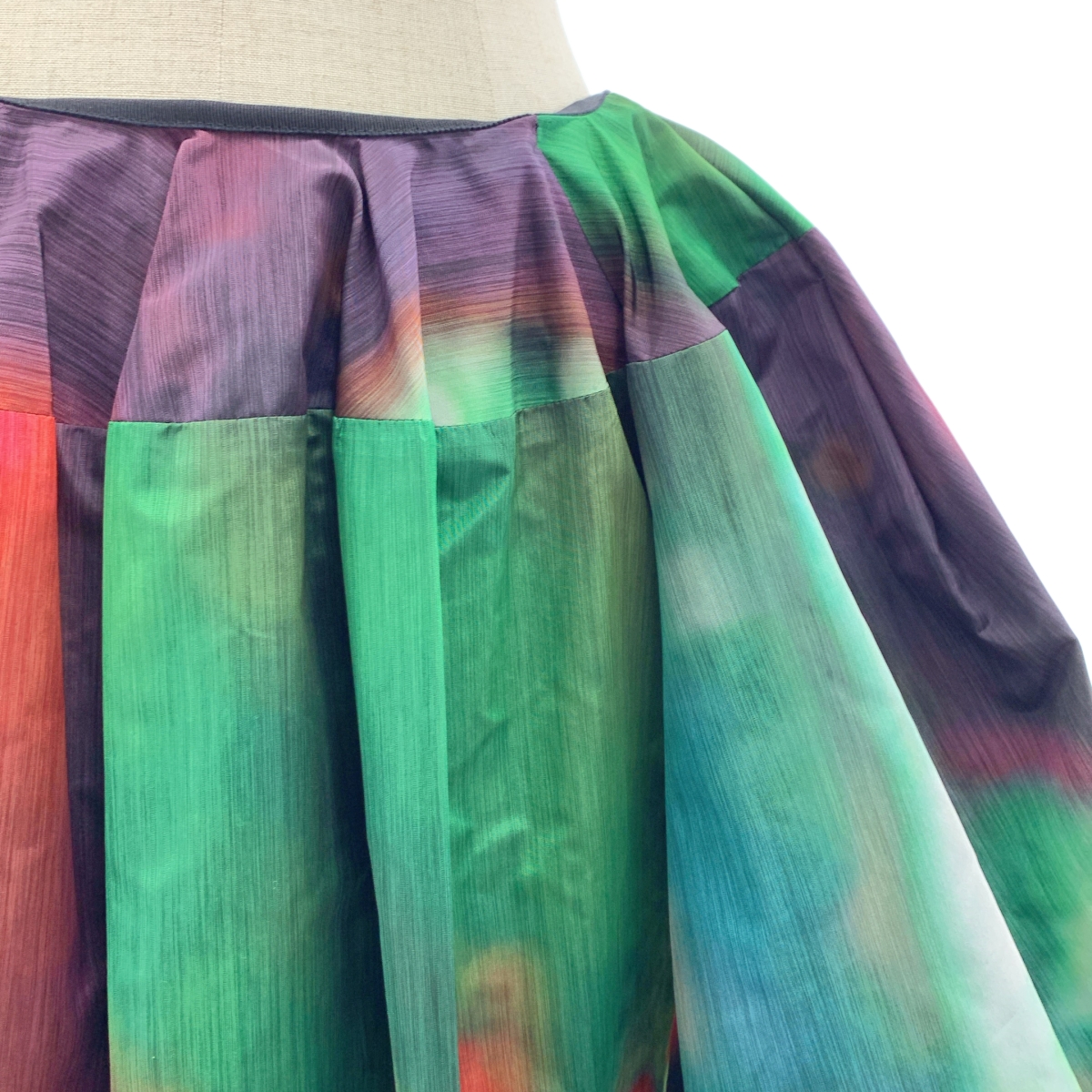 DRIES VAN NOTEN / ドリスヴァンノッテン | 2022SS | グラデーション 立体 ボリューム バックジップ スカート / 裏地付き | 34 |