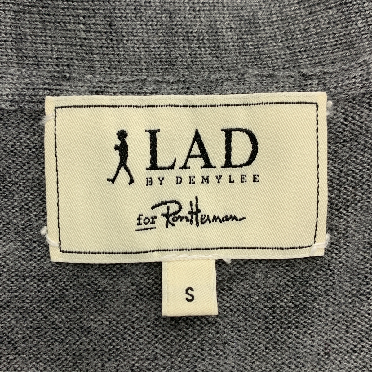 LAD BY DEMYLEE / ラッドバイデミリー | × Rohn Herman / ロンハーマン別注 ウール エルボーパッチ ハイゲージ Vネック ニットカーディガン | グレー | メンズ