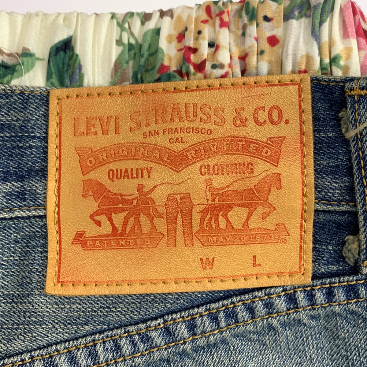 JUNYA WATANABE / ジュンヤワタナベ | 2024AW | × Levi's ダメージ加工 再構築 フラワー プリーツ パンツ | S | レディース
