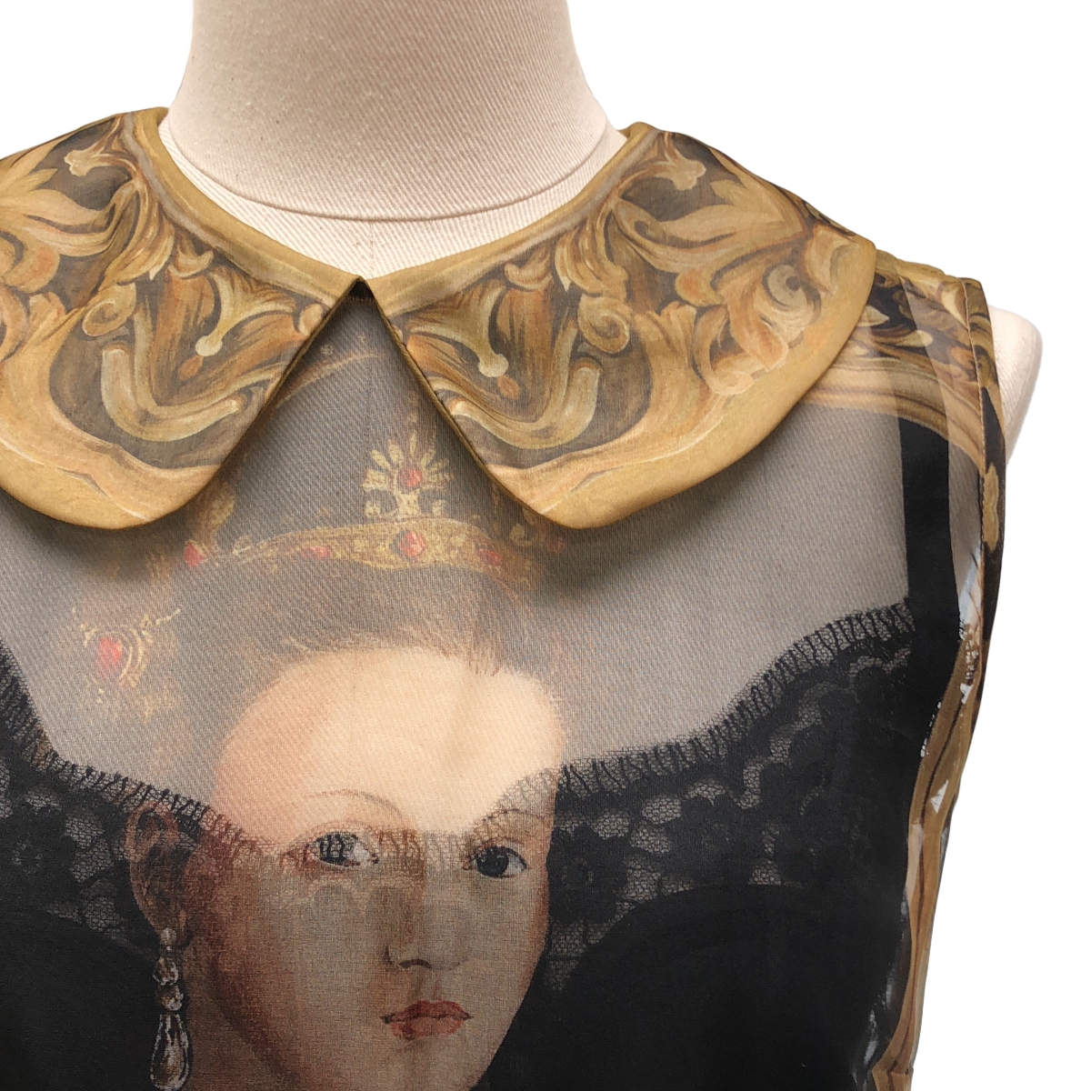 DOLCE＆GABBANA / ドルチェ＆ガッバーナドルガバ | Queen print Organza シルク ラウンドカラー ワンピース | 36 | レディース