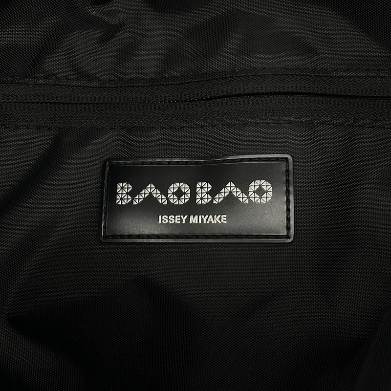 BAO BAO ISSEY MIYAKE / バオバオイッセイミヤケ | メッセンジャー ショルダーバッグ |