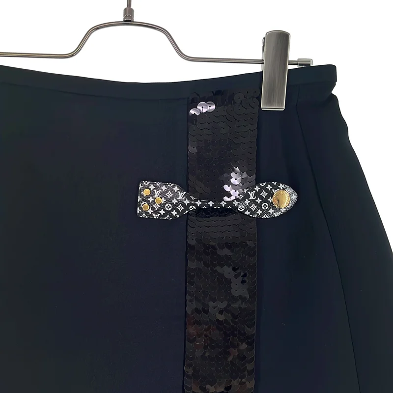 Louis Vuitton / ルイヴィトン | 2022SS | シルク ウール スパンコール モノグラムストラップ スカート | 38 | レディース