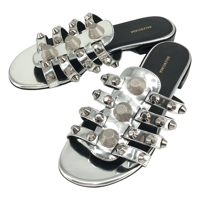 BALENCIAGA / バレンシアガ | パテントレザー スタッズ フラットサンダル | 36 | レディース