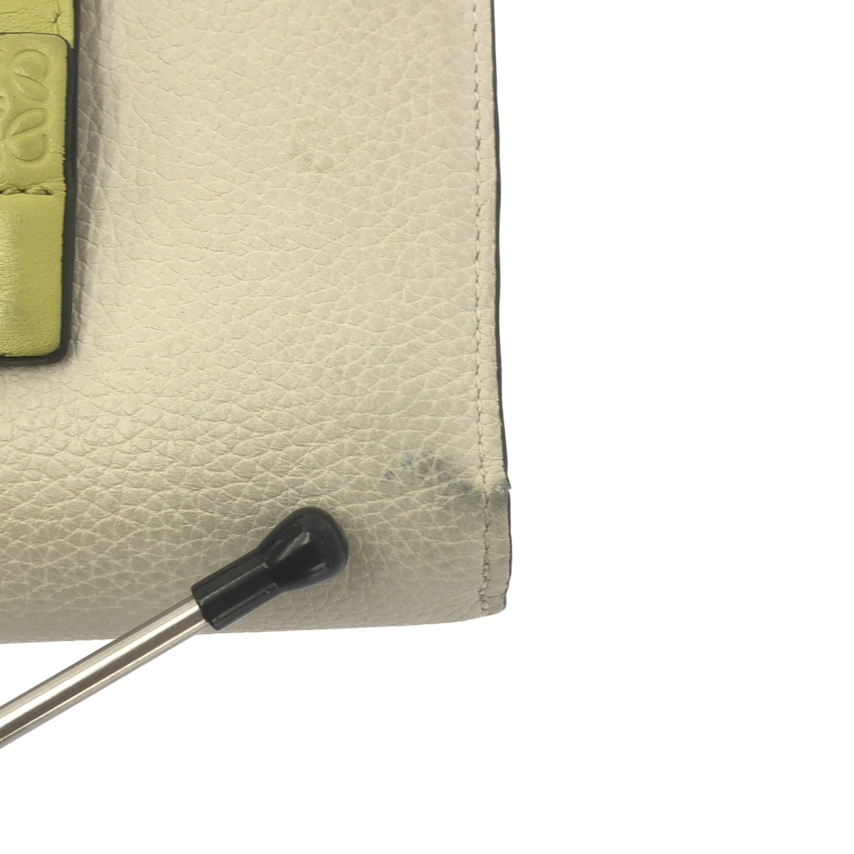 LOEWE / ロエベ | SGC COMPACT ZIP WALLET / アナグラム ロゴ レザー コンパクト ウォレット 財布 | オフホワイト/ブルー/イエロー系 | レディース LOEWE / ロエベ | SGC COMPACT ZIP WALLET / アナグラム ロゴ レザー