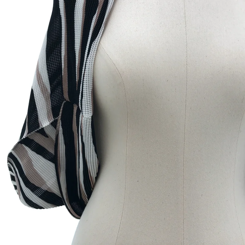 me ISSEY MIYAKE / ミーイッセイミヤケ | プリーツ カモフラージュ ボレロ |