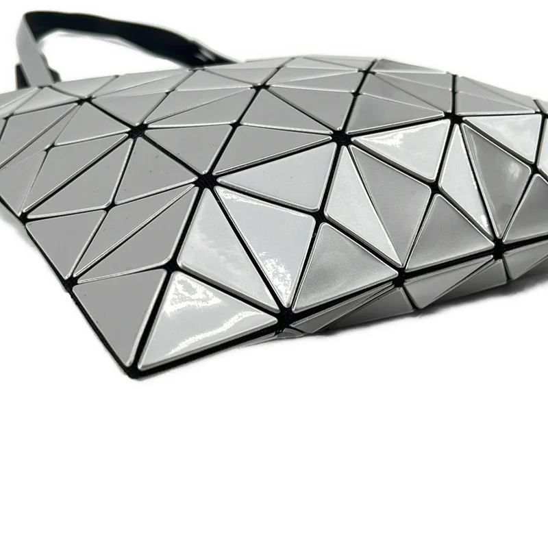 BAO BAO ISSEY MIYAKE / バオバオイッセイミヤケ | PRISM BASICS プリズム トートバッグ |