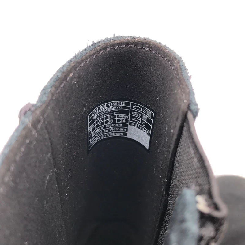 UGG / アグ | Classic Twin Seam New Heights ブーツ | 24 | レディース