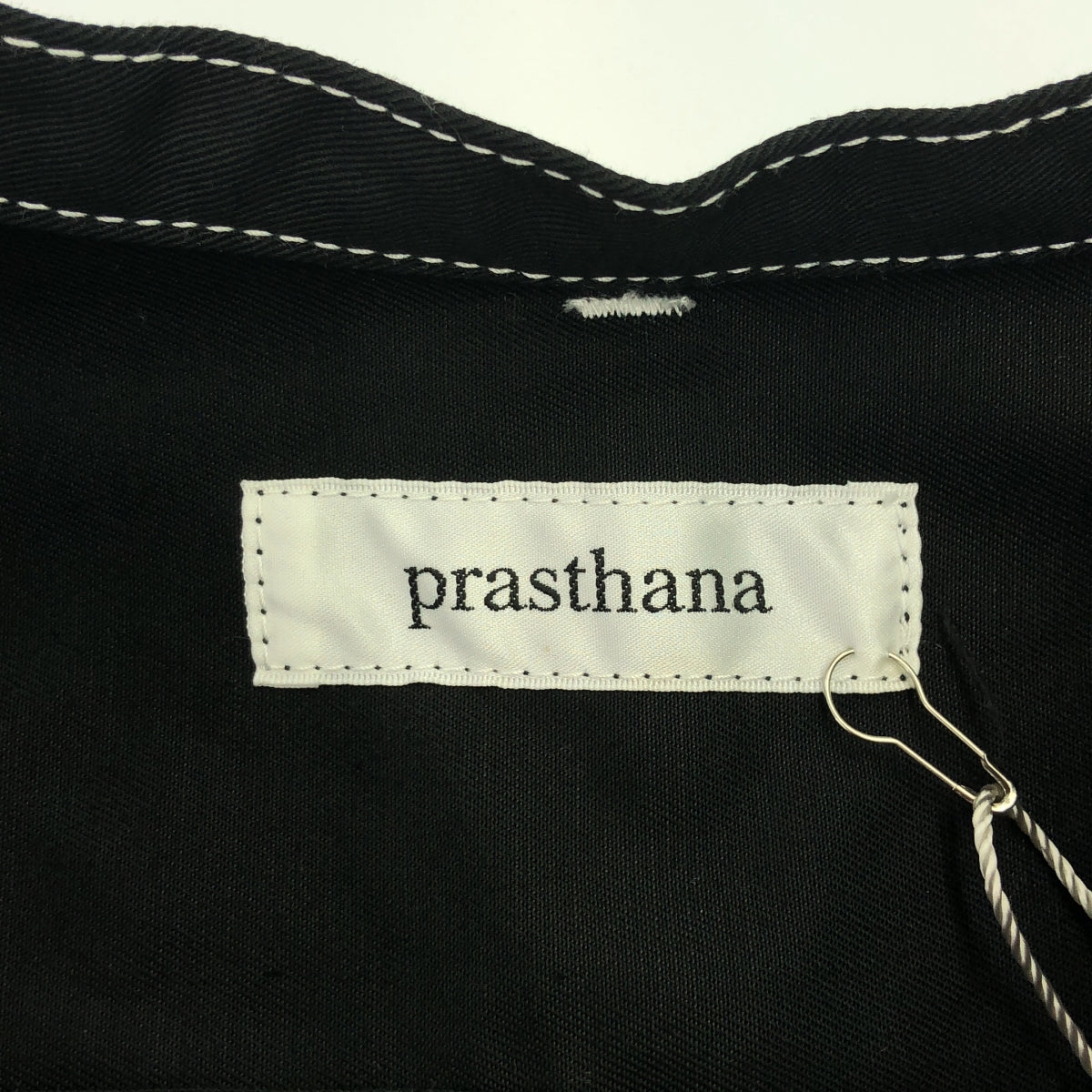 新品】 prasthana / プラスターナ | white stitch work coat / コート