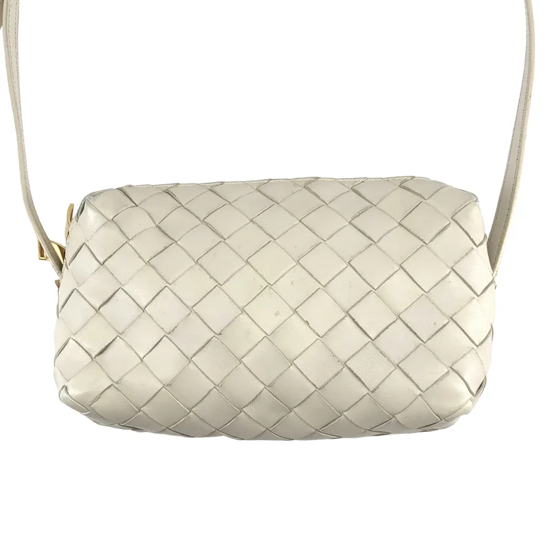 BOTTEGA VENETA / ボッテガヴェネタ | 609407 イントレチャートレザー ポシェット |