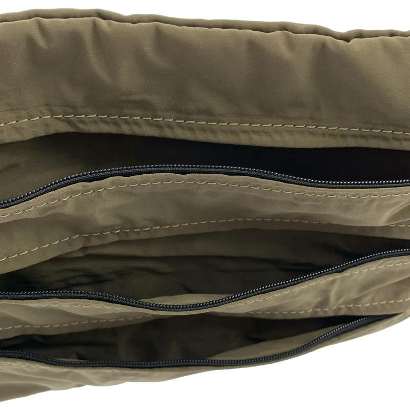 BRUNELLO CUCINELLI / ブルネロクチネリ | レザーロゴ ジップ ポーチ |