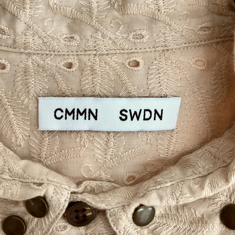 CMMN SWDN / コモンスウェーデン | 刺しゅう スタッズ シャツ_長袖 | 50 | メンズ