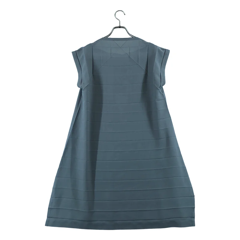 me ISSEY MIYAKE / ミーイッセイミヤケ | スリットワンピース |