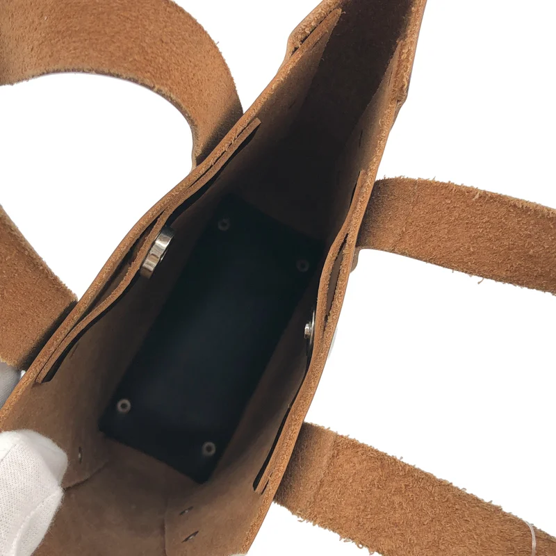 Hender scheme / エンダースキーマ | レザー ロゴ スタッズ ハンド トートバッグ |