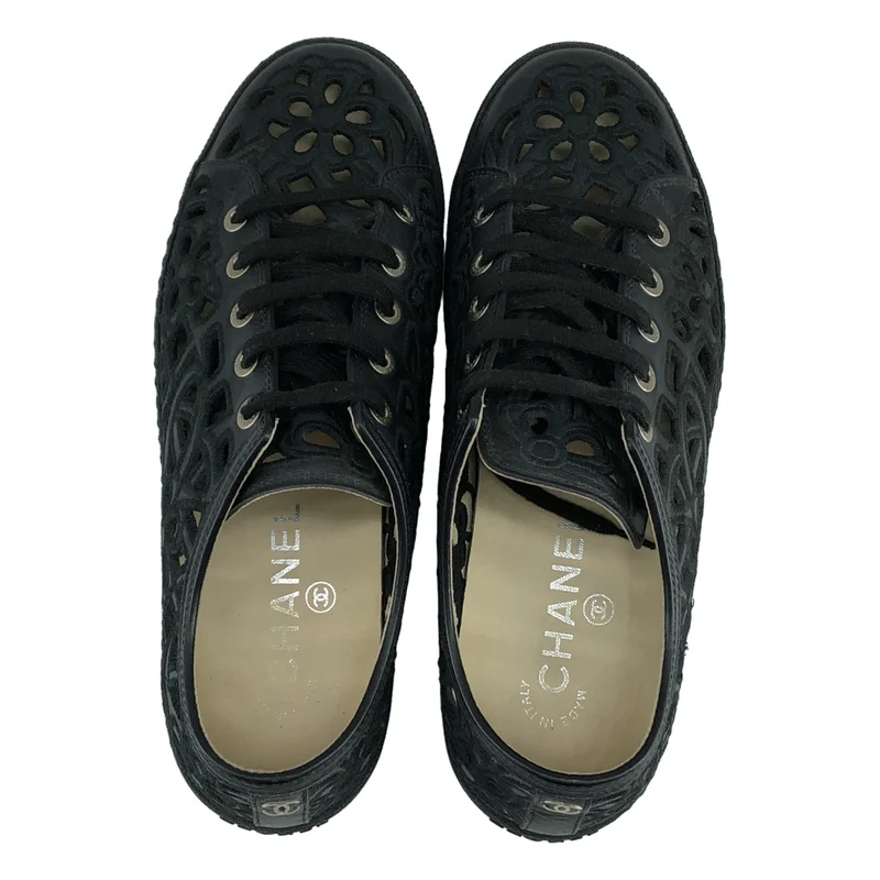 CHANEL / シャネル | カメリア カットワーク スニーカー | 37 | レディース