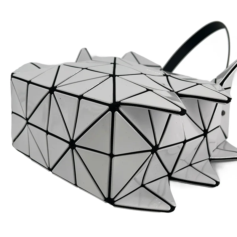 BAO BAO ISSEY MIYAKE / バオバオイッセイミヤケ | BEYOND / ビヨンド 変形 ハンド トートバッグ |